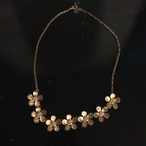 Flower necklace